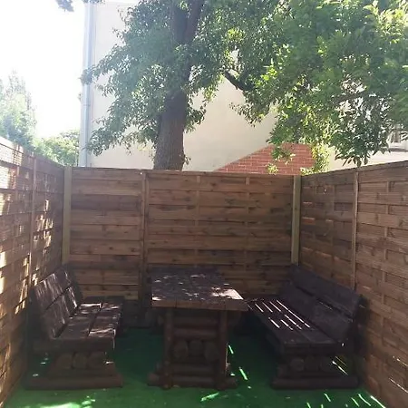 Appartement Familia 1 *